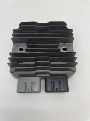 れい 2013-2018 Kawasaki Ninja ZX6 ZX 6 ZX6r ZX636 OEM Rectifier