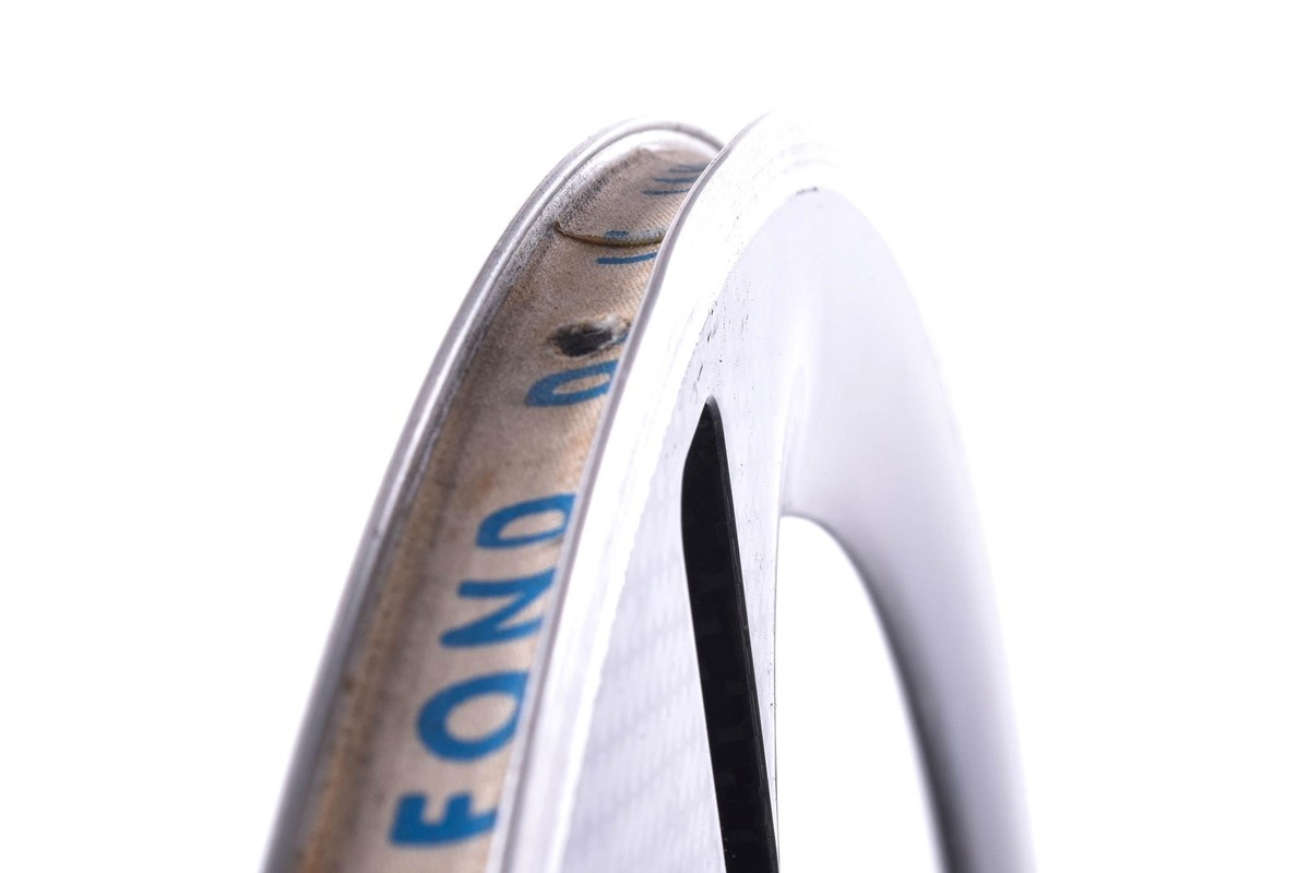 USED HED Tri Spoke 650c Carbon Wheelset Clincher Road Bike USED HED Tri Spoke 650c Carbon Wheelset Clincher Road Bike