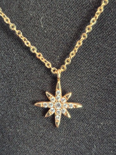 9ct Yellow Gold 16+2" Pavé Star Pendant Necklace new & boxed - Picture 2 of 7