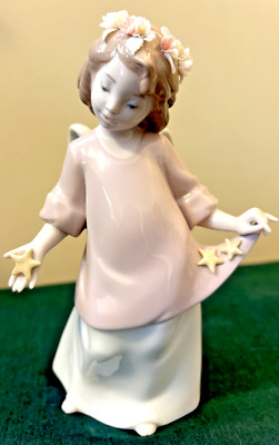 Vintage Heavenly Stars 6924 Child Girl Angel Figurine Holding Stars