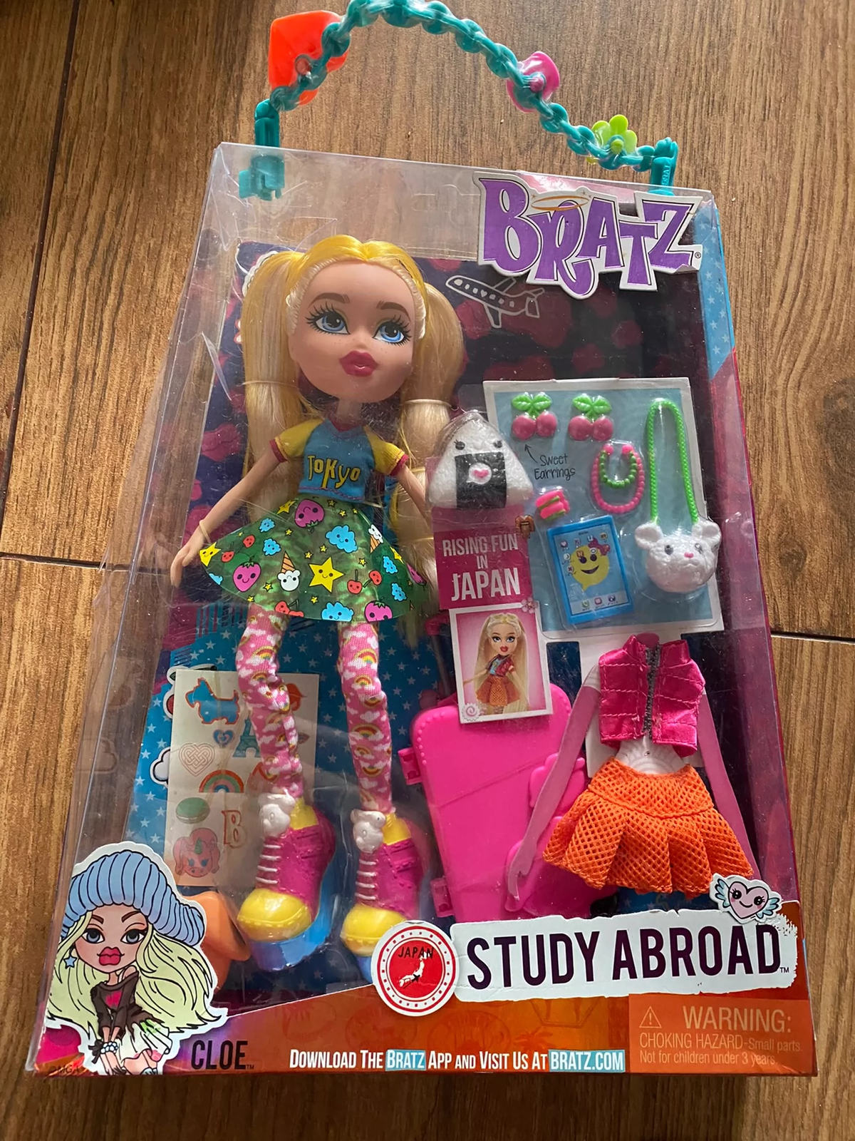 BRATZ CLOE STUDY ABROAD RISING FUN IN JAPAN DOLL & ACCESSORIES SET TOY RARE