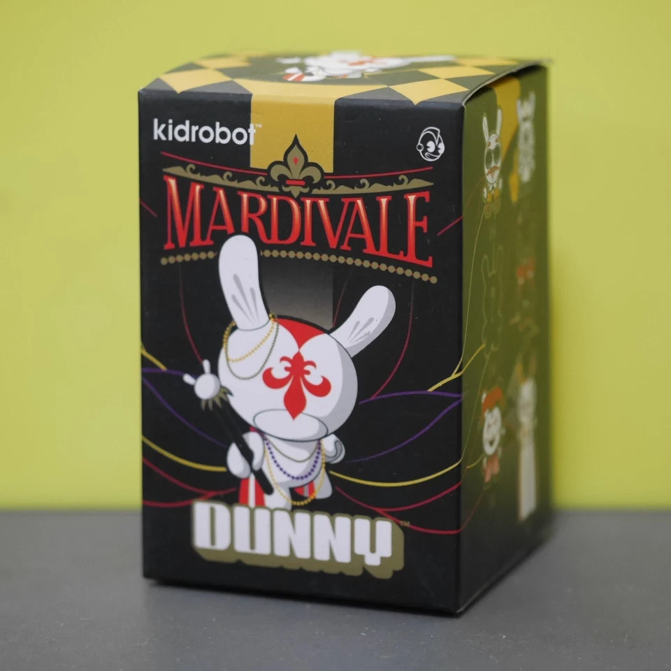Kidrobot 3"Dunny 2014 Mardivale Series Saxamaphone Sam Scribe ?/?? Vinyl Figure - Image 3 of 3