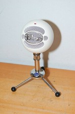 Blue Microphones Snowball Ice Condenser Cable Professional Microphone w/ Stand