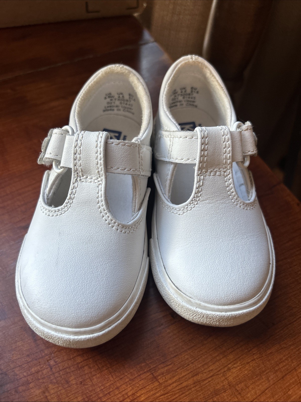 White keds - Girls Toddler Size 5.5 - Great Used Condition