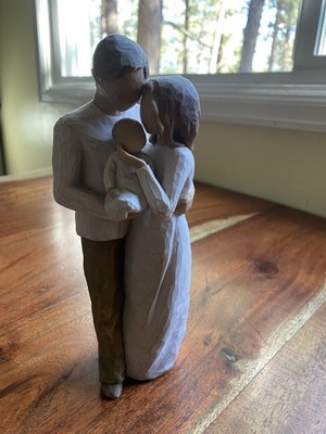Willow Tree Figurine  our Gift  ￼DAMAGED READ.￼