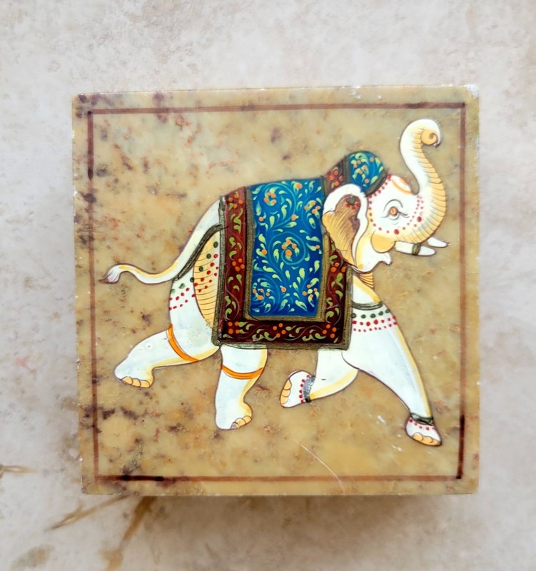 Marble w/ Elephant Inlay Trinket Box 3"x3"×1.5"