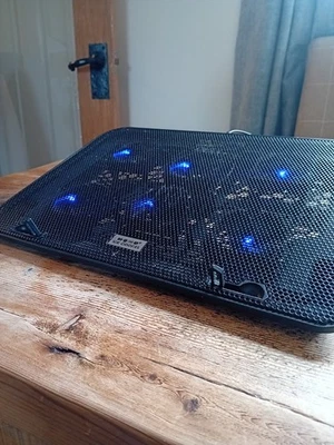 Laptop Cooling Stand - Image 1 of 3