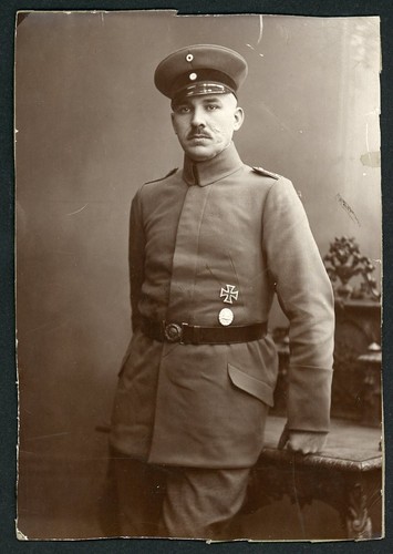 German WW1 Portrait Photo Officer With Iron Cross 1st Class + Silver Wound Badge