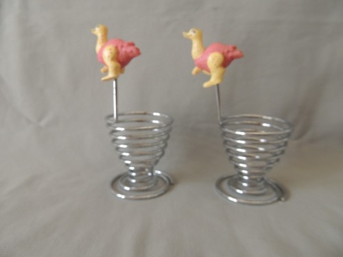 2 Metal egg holders spiral decorated - Picture 2 of 6