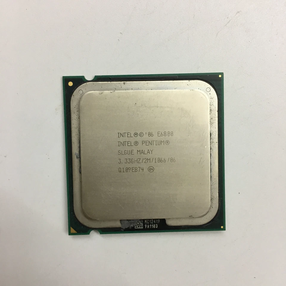 Intel Pentium E6800 3.33 GHz 2MB FSB1066MHz Dual-Core Processor LGA 775 Socket T - Image 2 of 3