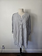 Show Me Your MuMu Black & White Striped Casual Button-Down Tinic