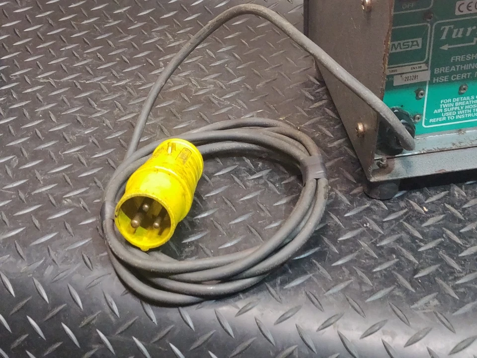 MSA TURBO FLO Air Blower Pump Breathing Apparatus Mask BA Gas Wask Fan - VAT INC - Image 2 of 4