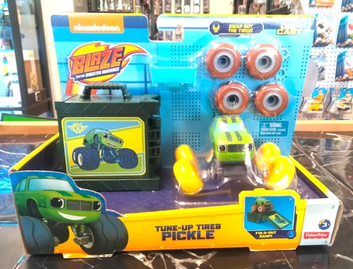 BLAZE AND THE MONSTER MACHINES - TUNE-UP TIRES - PICKLE - NEW IN PKG 2017