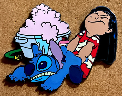 DISNEY AUCTIONS 2005 VHTF BATH STORY #1 LILO DRAGGING STITCH TO TUB LE 1000 PIN
