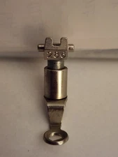 Bernina Old Style #285 Free Motion Darning Quilting Presser Foot
