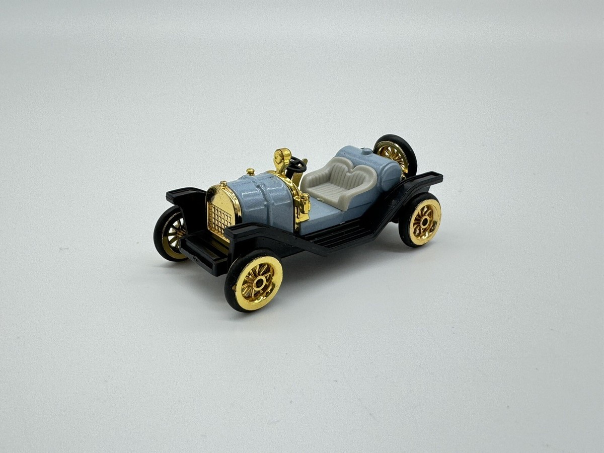 Vintage Reader's Digest High Speed Corgi Mercer Light Blue and