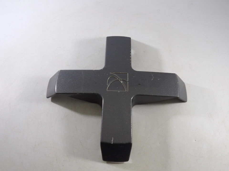 Tapa central de rueda a presión Saturn Ion 16" 2003 2004-2005 fabricante de equipos originales N.º de parte: 9594690 Foto 4 de 4