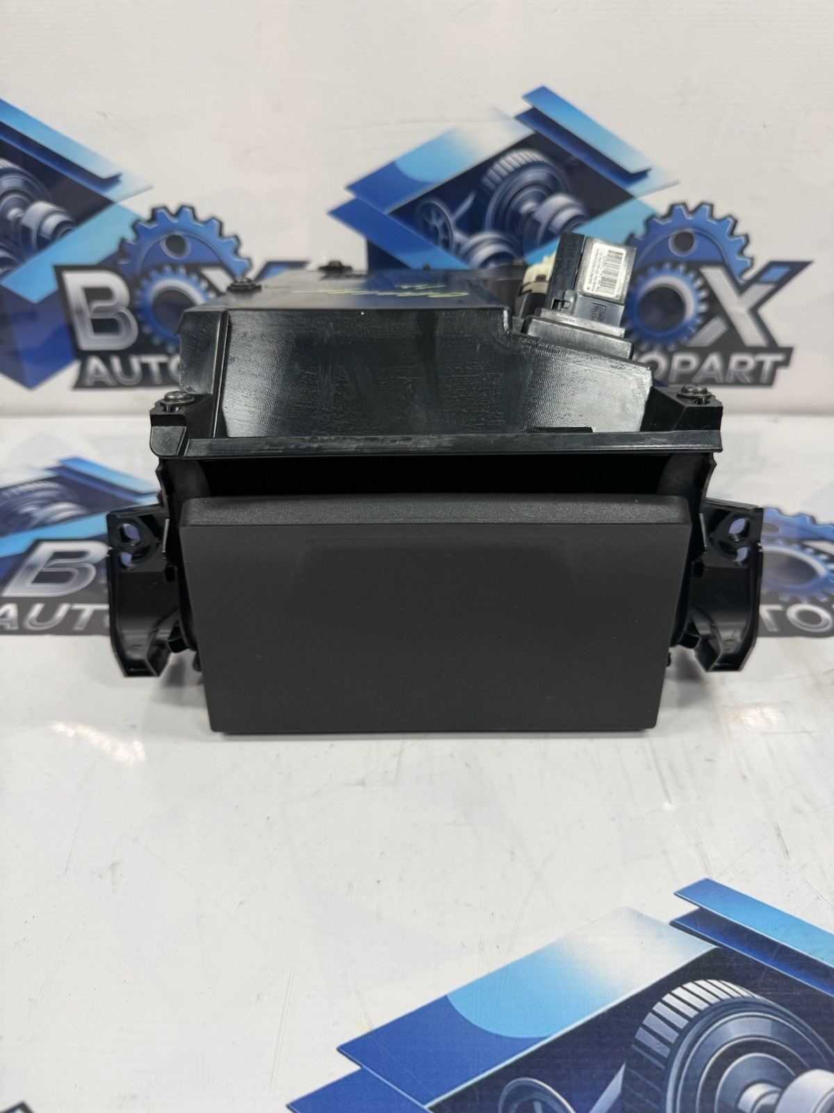 2015-2017 Toyota Camry Storage Center Console Box 5880406241 OEM