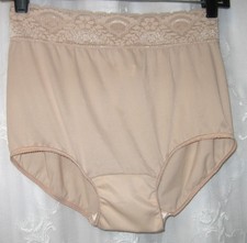 VTG NEW SZ 8 BALI NUDE STRETCH NYLON LACE FULL CUT GRANNY BRIEF PANTIES 2744