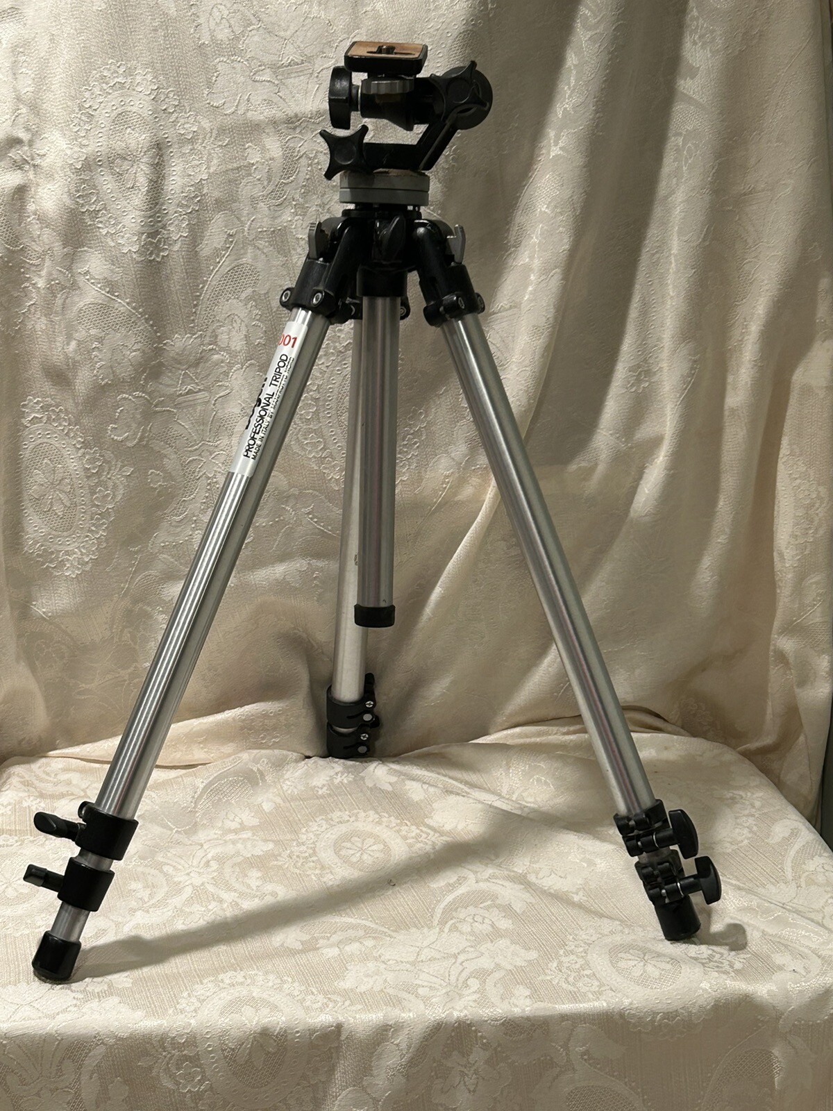 Bogen 3001 Professional Grade Tripod eBay