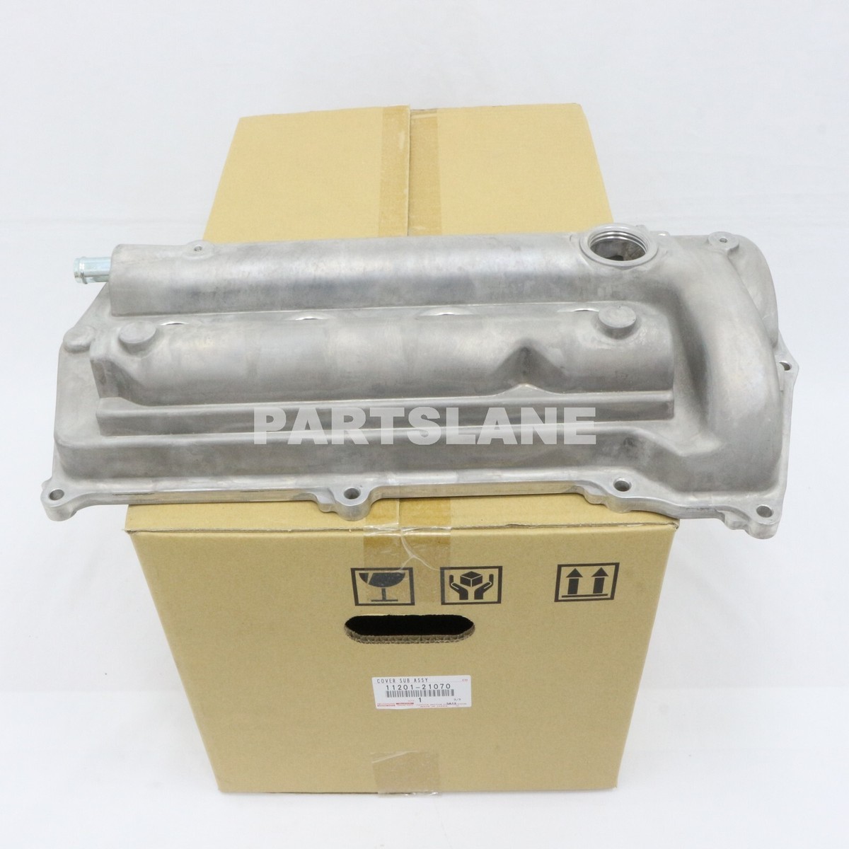 Toyota Corolla NZE141 OEM Genuine Cylinder Head Cover 11201 Toyota Corolla NZE141 OEM Genuine Cylinder Head Cover 11201