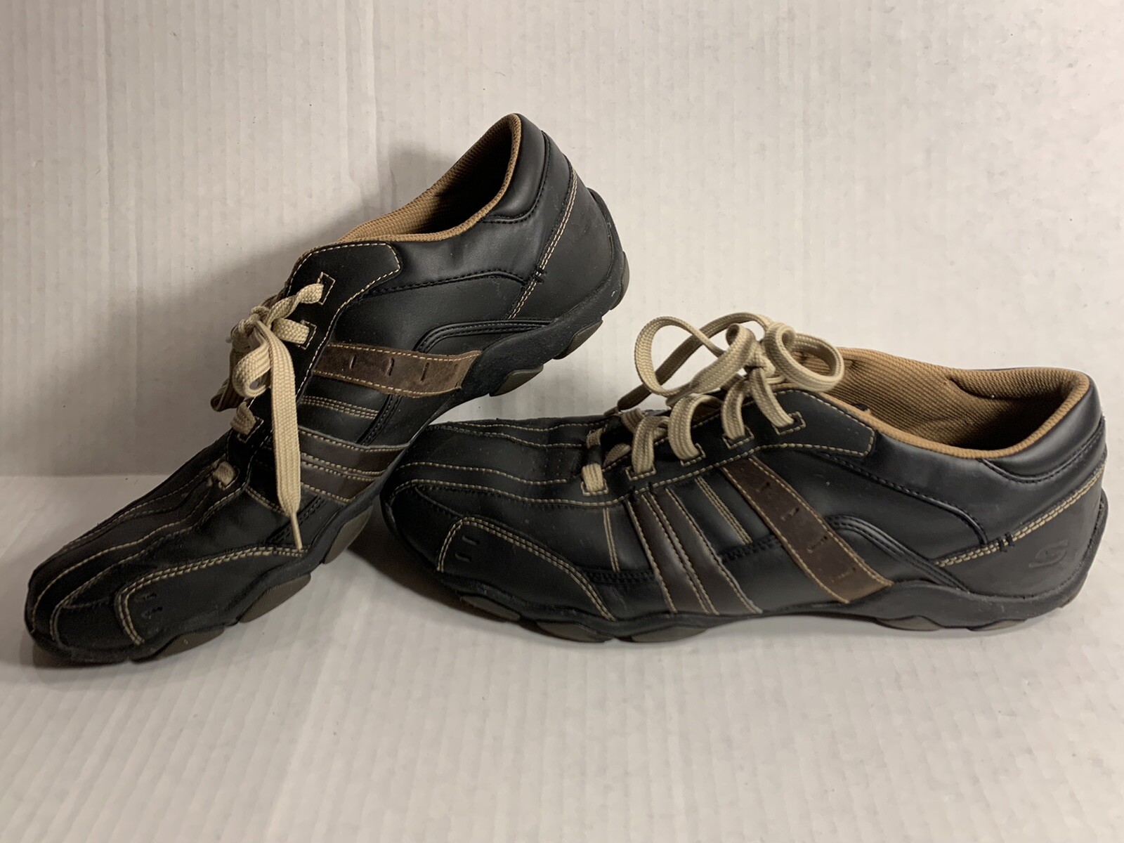 men's casual shoes size 13