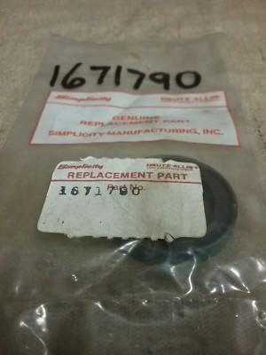 New Genuine Simplicity 1671790 Oil Seal | eBay