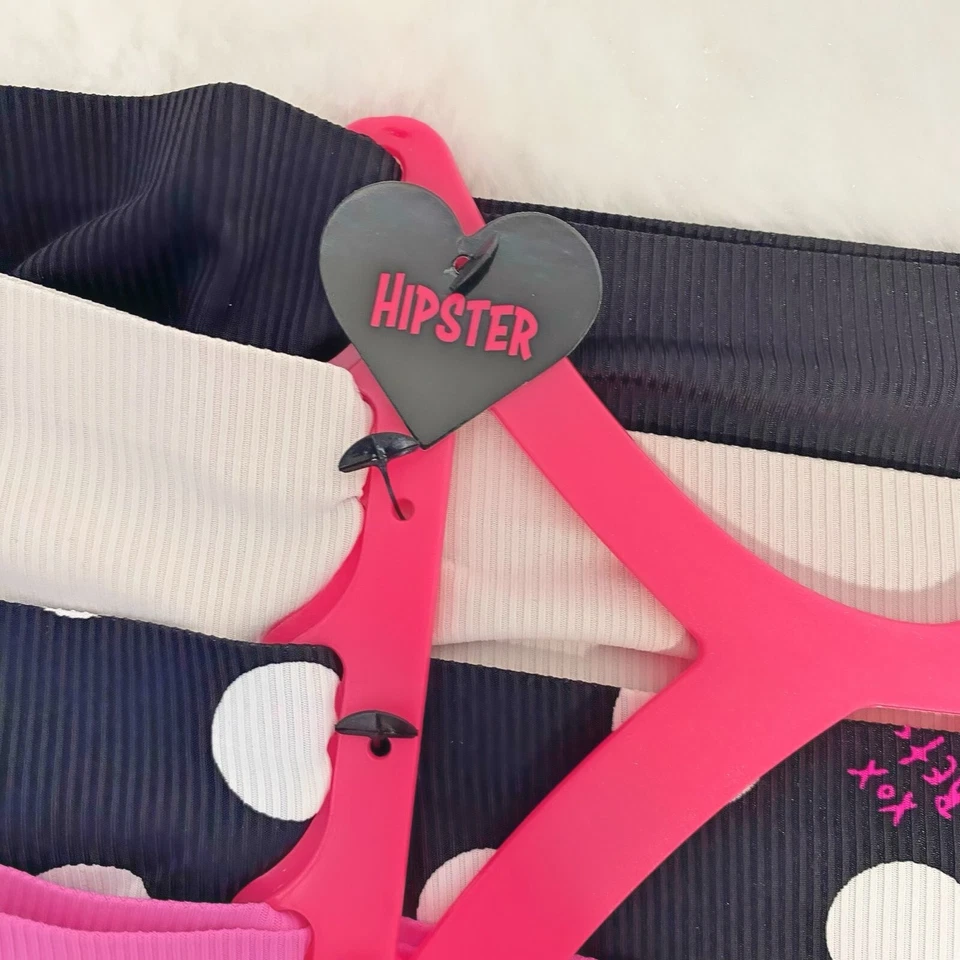 Juego de 5 bragas Betsey Johnson Hipster rosa, negro, blanco a lunares talla L Foto 4 de 4