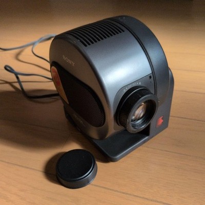 Sony VPL-CP100 Kompaktprojektor mit Lautstärkeregler, schwarz, gebraucht