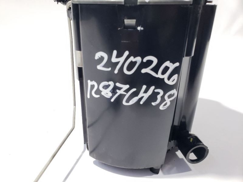 2018 Maserati Levante OEM Fuel Pump Assembly Tank Mounted