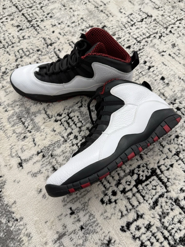 Air Jordan 10 Chicago Retro OG Para hombres Talla 11 Blanco Rojo Seakers 2012-310805-100 Foto 2 de 4