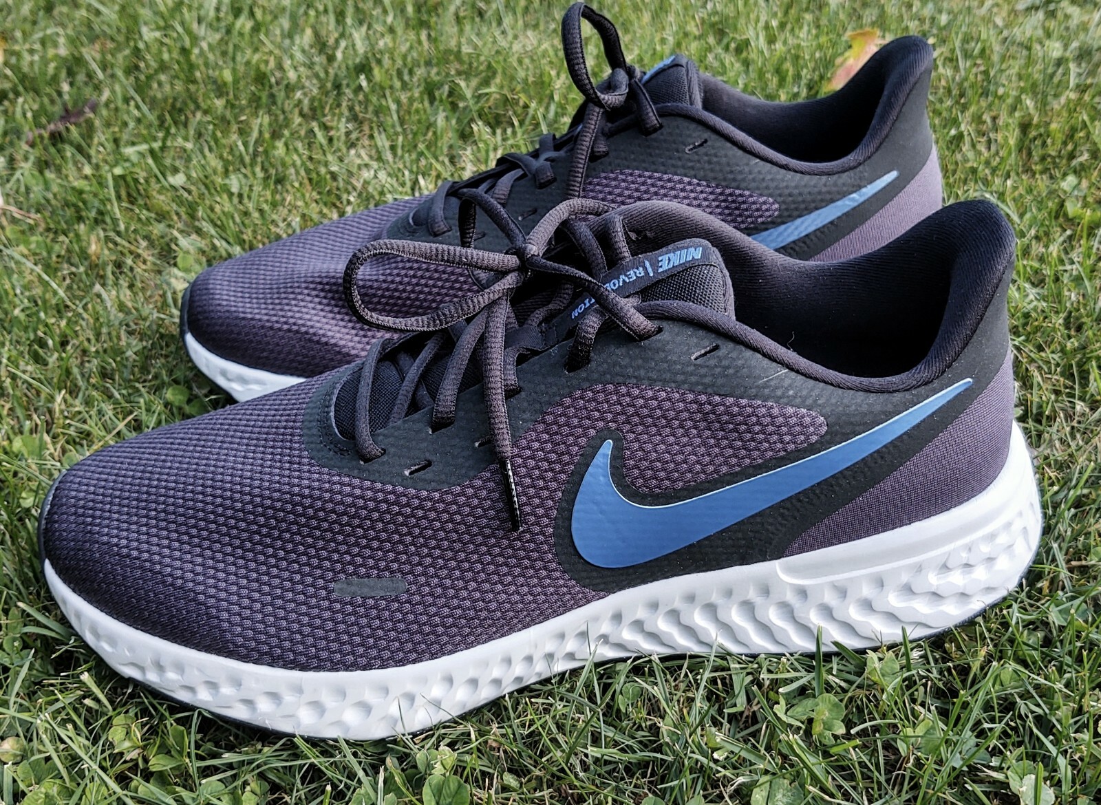nike extra wide running shoes