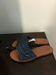 time and tru ruffle sandals