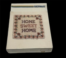 vintage NOS Bernat wt4115 15 X 15” home sweet home rug art latch hook Kit MCM