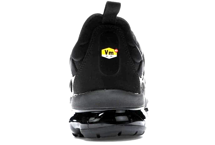 nike vapormax plus black size 13