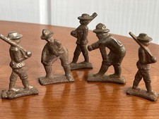 Vintage Cast Iron Toy Soldier Figurine LOT 5 Soldiers Military