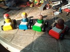 FISHER PRICE LITTLE PEOPLE GARAGE LOT — photo 6