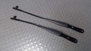 Scheibenwischerarme Vorn Opel Astra 1.9 Cdti Caravan DPF H 13111219 12 Monate