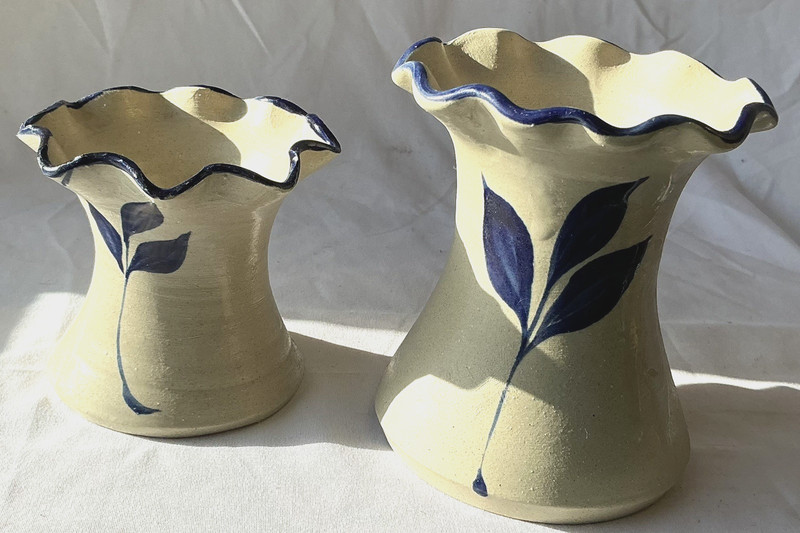 2 Vintage Williamsburg Pottery Salt Glaze Vases Blue Leaves Ruffle Rims