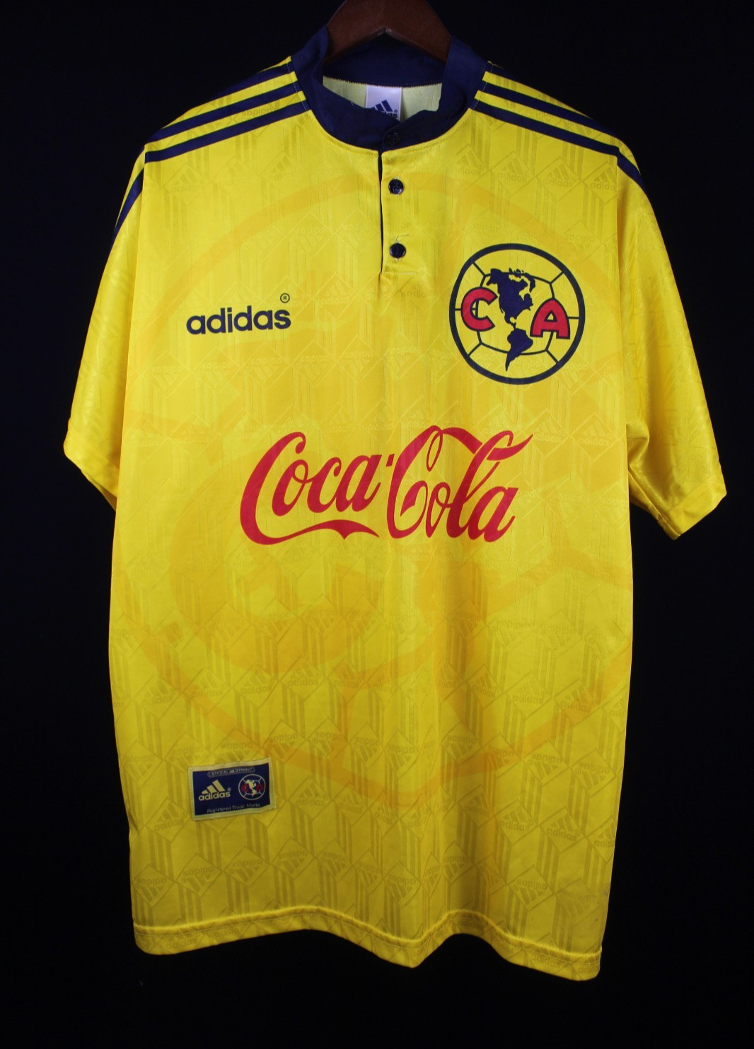 Club America Jersey and short Authentic Adidas Size Large 1996-1999