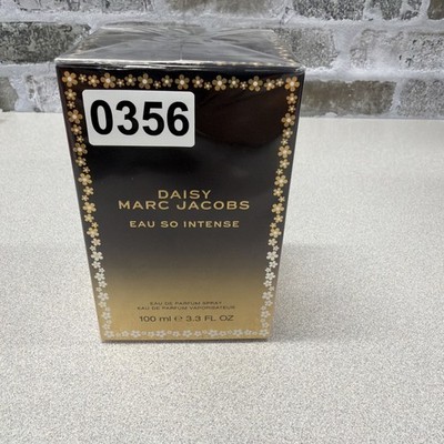 MARC JACOBS DAISY EAU SO INTENSE/MARC JACOBS EDP SPRAY 3.3 OZ (100 ML)