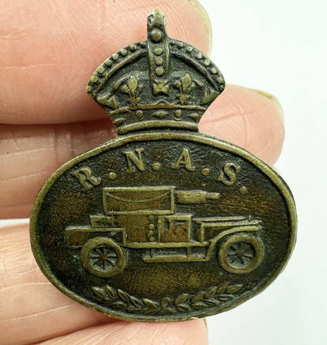 Genuine WW1 RNAS Armoured Car Company Small Pattern Collar Badge