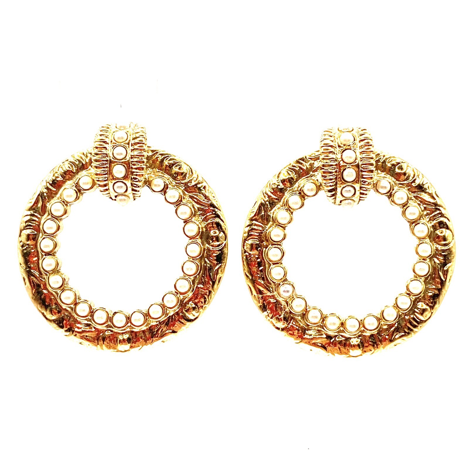 Vtg GoldTone Tiny Multi Faux Pearl Textured Earrings Beautiful Ornate Classic U