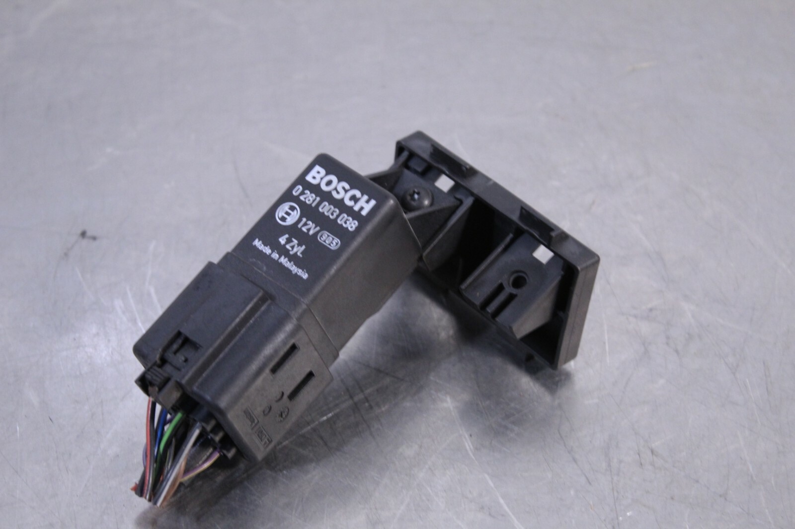 SEAT Leon 2005-2009 Glow Plug Relay 038907281d 0281003038 for sale 