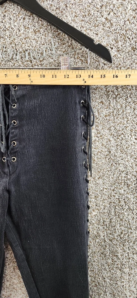 Pantalones de mezclilla ajustados vintage Frederick's of Hollywood negros con cordones para mujer talla S Foto 3 de 4