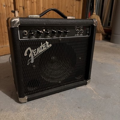 Fender 38W ''Frontman  Reverb Amp Gitarrenverstärker''  PR241