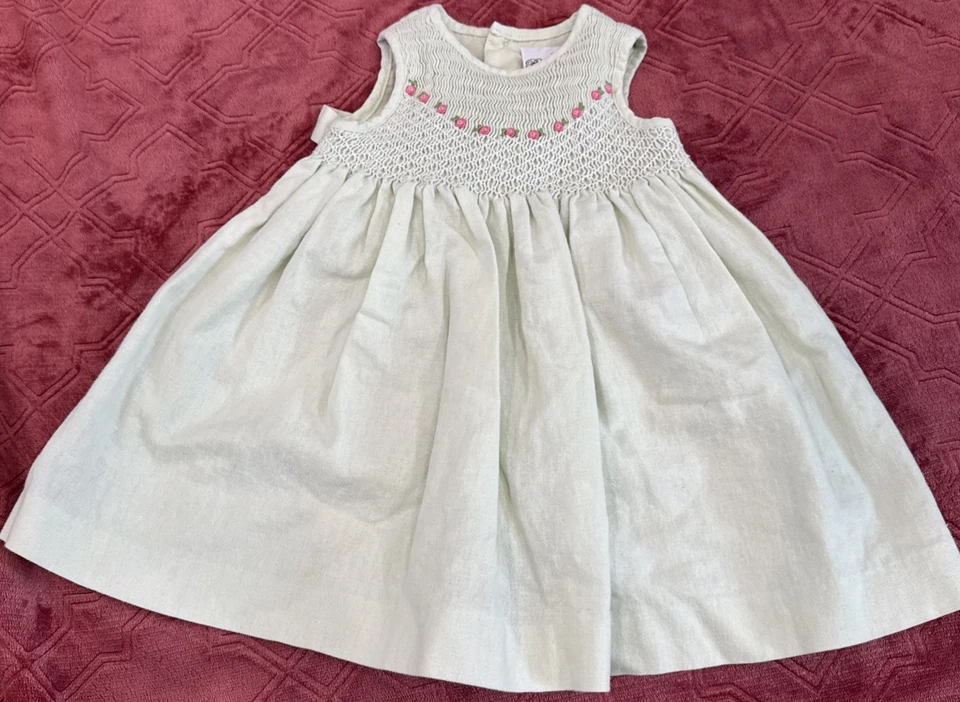 Rare Editions Smocked Rose Dress Size 12m Cottagecore Boho Light Green - Image 2 of 4