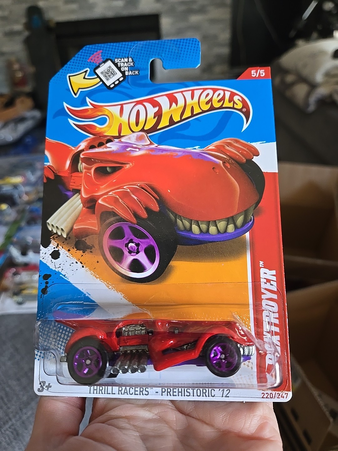 2012 Hot Wheels #220 T-Rextroyer Red 5/5 Thrill Racers Prehistoric 12 Purple 5SP