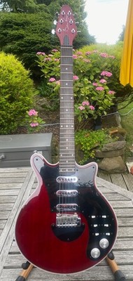 Greco BM900 Brian May Modell Red Special E-Gitarre gebe. von privat plus Tasche