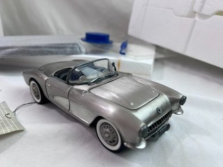 1/24 SCALE MODEL FRANKLIN MINT PEWTER 1957 Chevrolet Corvette Fuelie 1 of 9500
